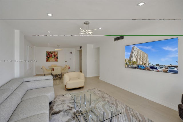 5 of 27 - 1950 S Ocean Dr 8j, Hallandale Beach, FL