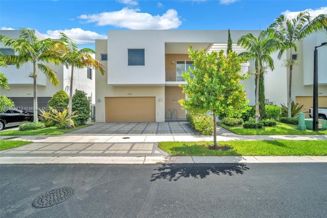 3 of 61 - 7457 Nw 101st Ave, Doral, FL