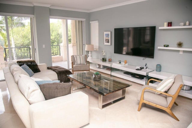 2 of 20 - 19227 Fisher Island Dr 19227, Miami Beach, FL