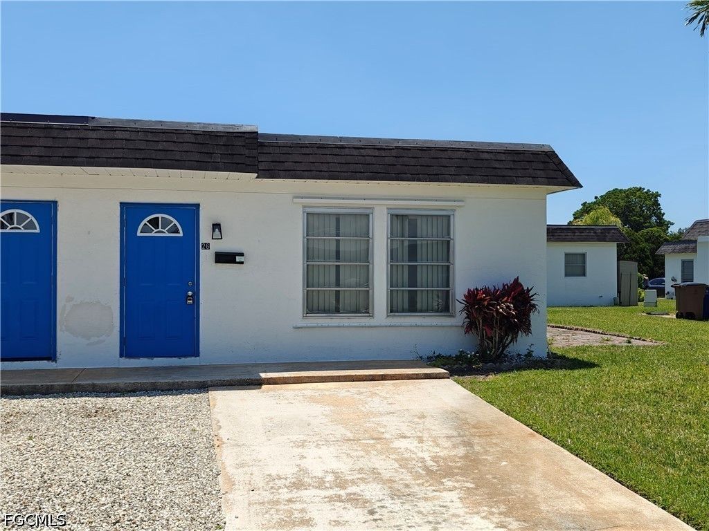 26 Temple Ct, Lehigh Acres