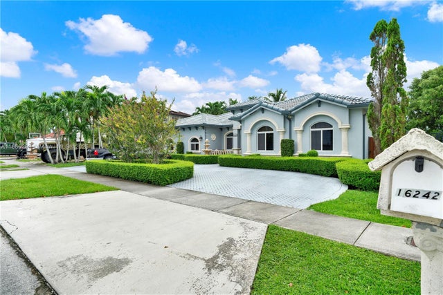 4 of 52 - 16242 Sw 42nd Ter, Miami, FL