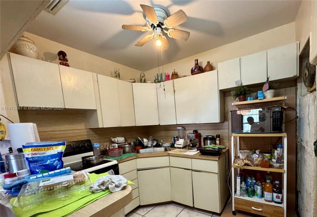 5 of 15 - 2751 Nw 24th Ave, Miami, FL