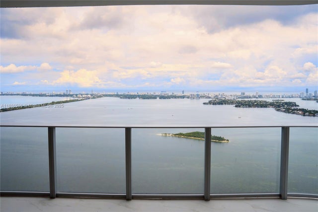 3 of 19 - 700 Ne 24th St 5507, Miami, FL