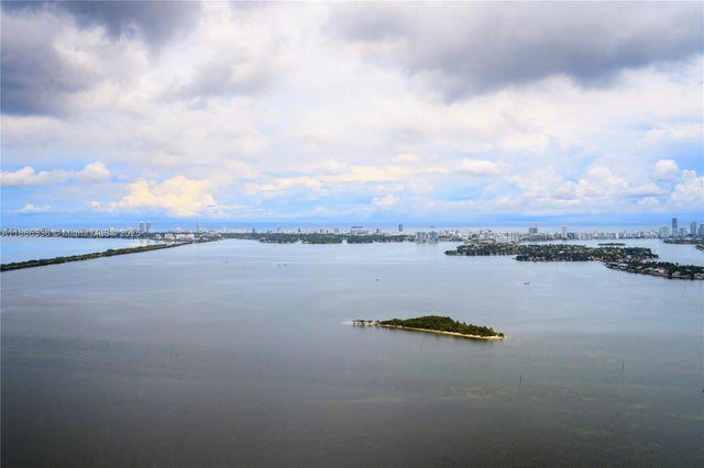 5 of 19 - 700 Ne 24th St 5507, Miami, FL