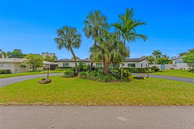 3 of 34 - 3444 Buchanan St, Hollywood, FL