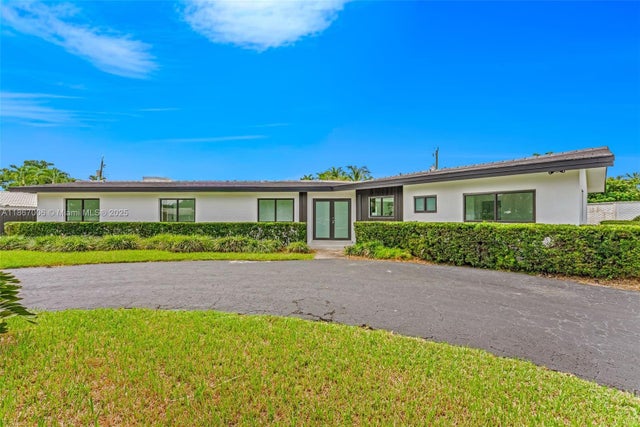 4 of 34 - 3444 Buchanan St, Hollywood, FL