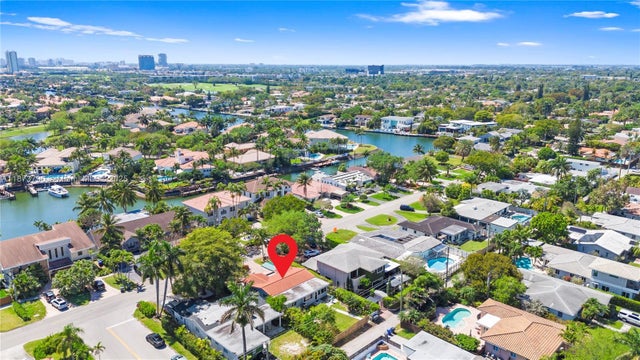 2 of 34 - 1107 Washington St, Hollywood, FL