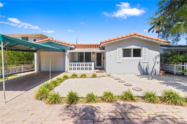 3 of 34 - 1107 Washington St, Hollywood, FL