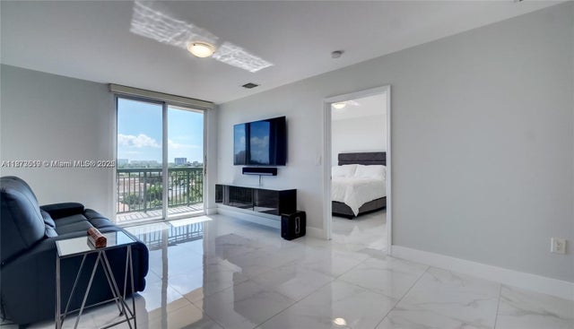3 of 31 - 2501 Douglas Rd 601, Miami, FL