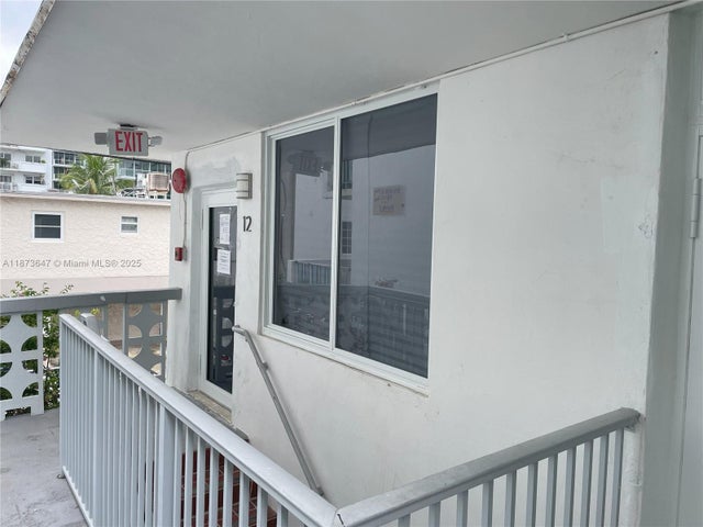 3 of 7 - 331 Collins Ave 12, Miami Beach, FL