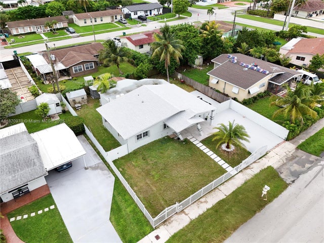 4 of 38 - 12610 Sw 188th Ter, Miami, FL