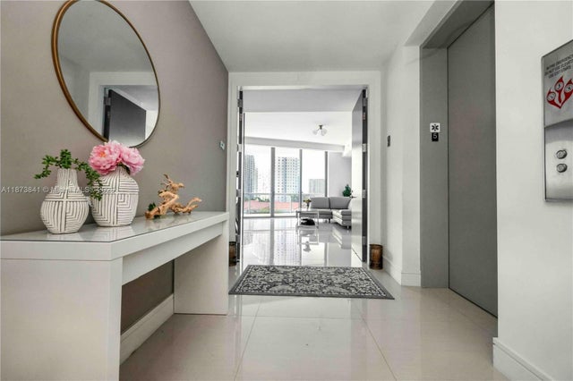 1 of 28 - 3250 Ne 188th St 502, Aventura, FL
