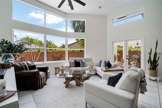 5 of 32 - 8910 Sw 160th St, Palmetto Bay, FL