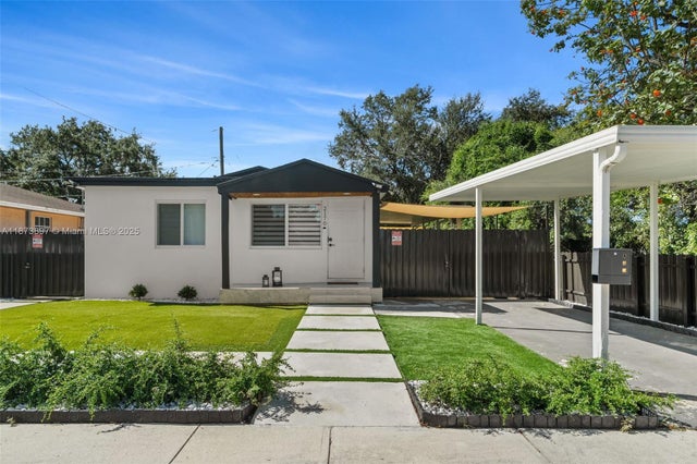 1 of 20 - 2170 Nw 84th St, Miami, FL