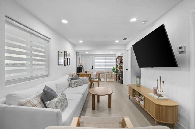 3 of 20 - 2170 Nw 84th St, Miami, FL