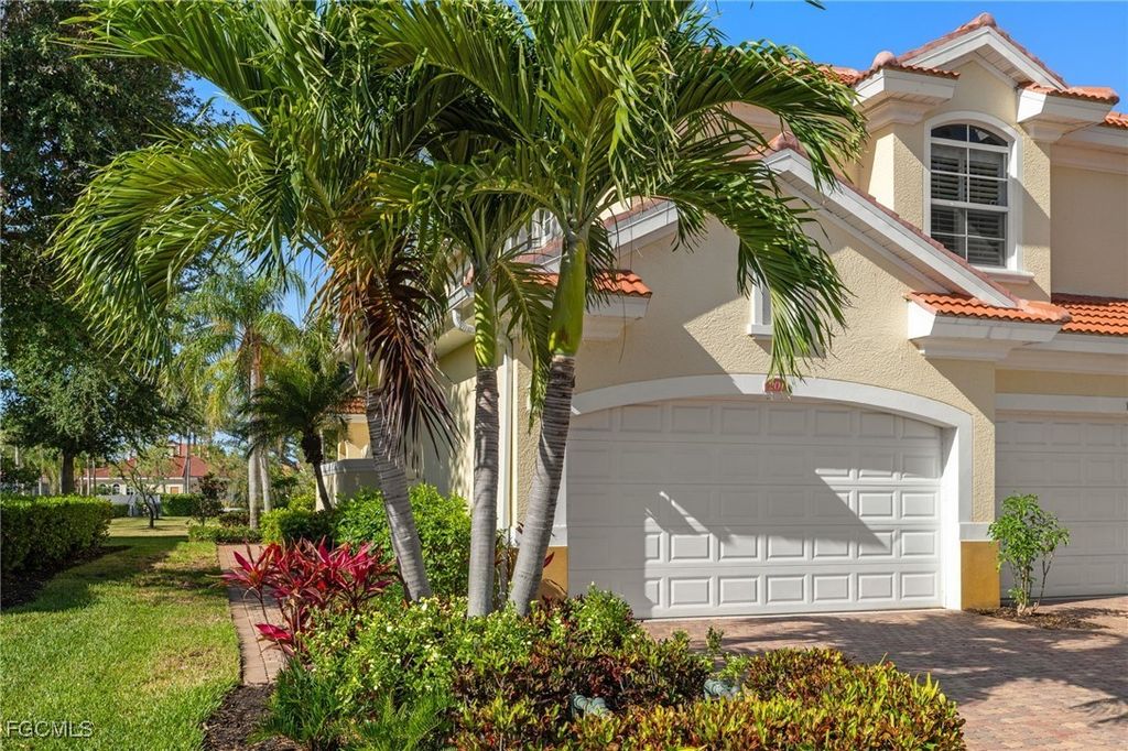 5920 Tarpon Gardens Cir 201, CAPE CORAL