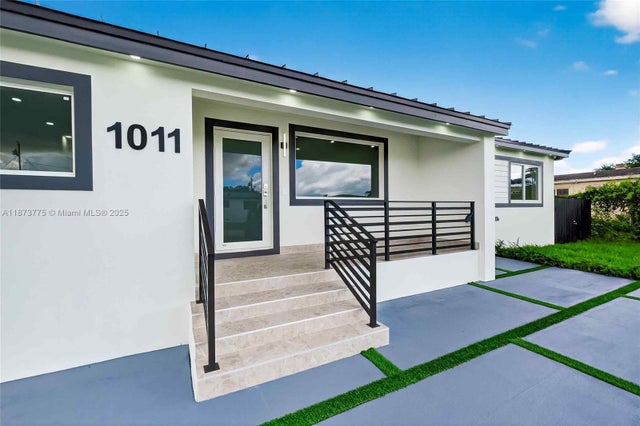 2 of 60 - 1011 Nw 89th St, Miami, FL
