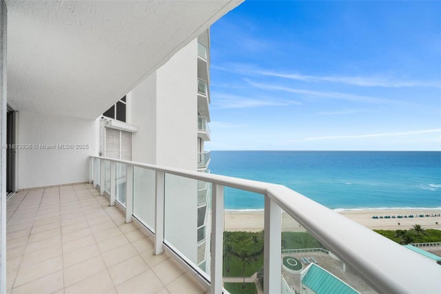 4 of 26 - 16485 Collins Ave 1632, Sunny Isles Beach, FL