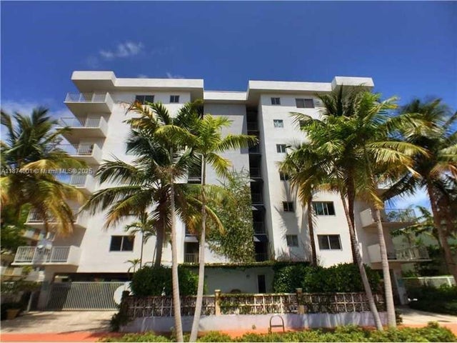 1 of 28 - 1025 Alton Rd 507, Miami Beach, FL