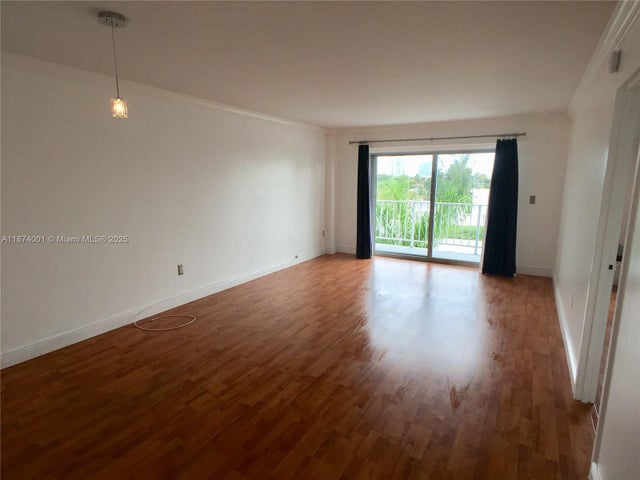 3 of 28 - 1025 Alton Rd 507, Miami Beach, FL