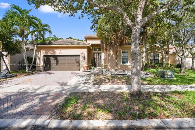 1 of 30 - 3899 Cascade Ter, Weston, FL