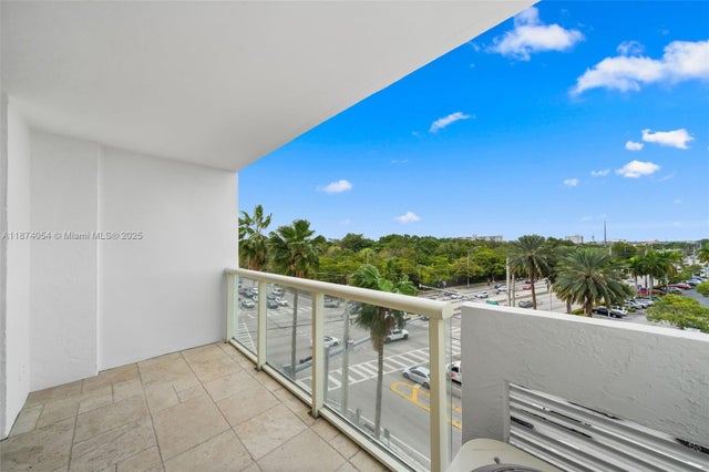 1 of 22 - 13499 Biscayne Blvd 503, North Miami, FL