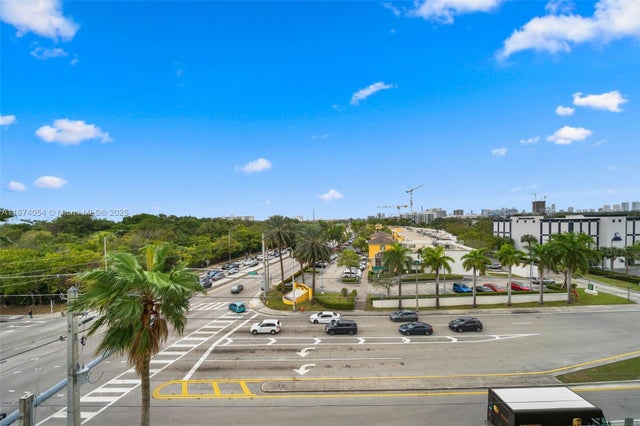 3 of 22 - 13499 Biscayne Blvd 503, North Miami, FL