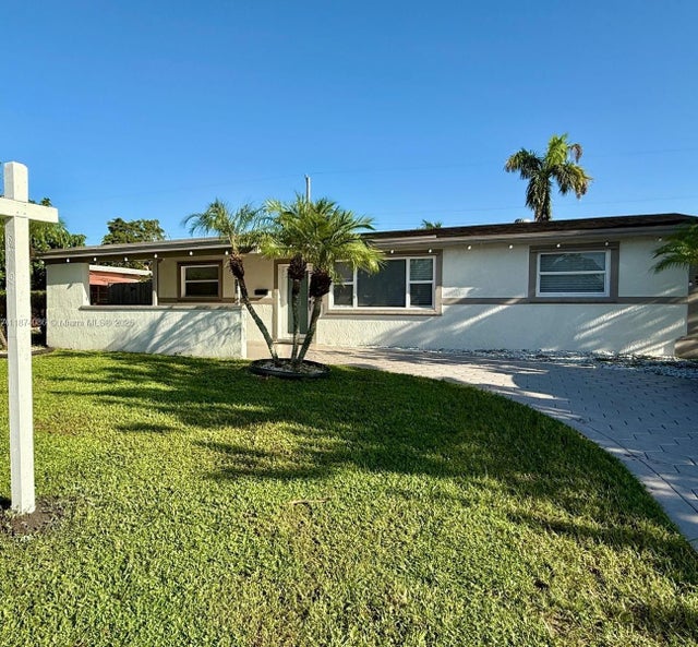 3 of 13 - 7681 Farragut St, Hollywood, FL