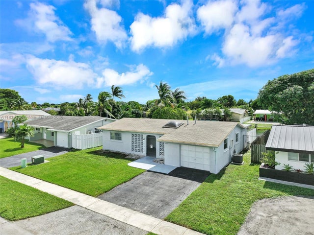 3 of 50 - 9480 Nw 24th Pl, Sunrise, FL