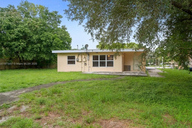 1 of 21 - 1512 Nw 16th Ln, Fort Lauderdale, FL