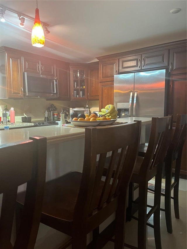 5 of 23 - 7521 Sw 57th Ter, Miami, FL