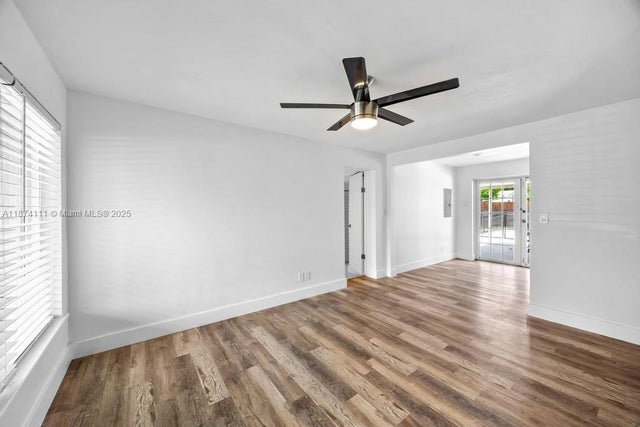 2 of 29 - 4313 Sw 50th St, Dania Beach, FL