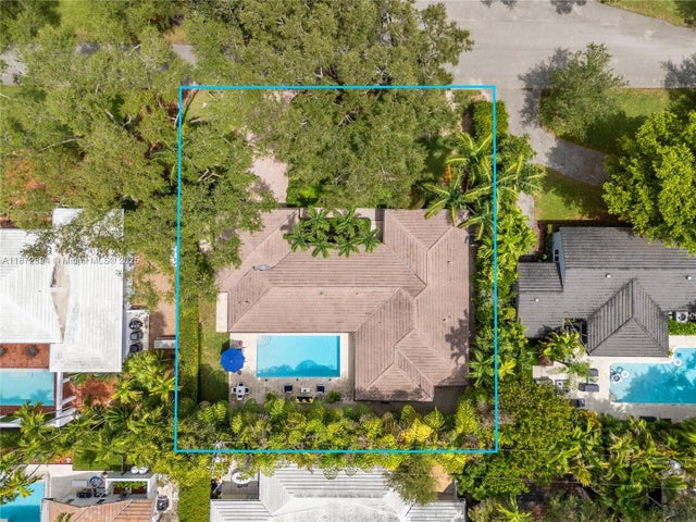 4 of 89 - 1360 Mendavia Ave, Coral Gables, FL