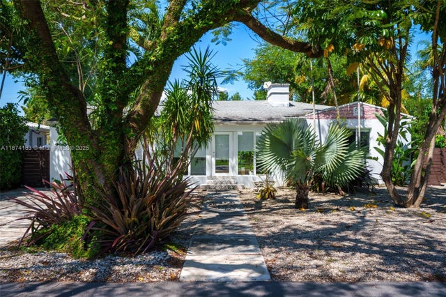 2 of 35 - 431 Ne 52nd Ter, Miami, FL