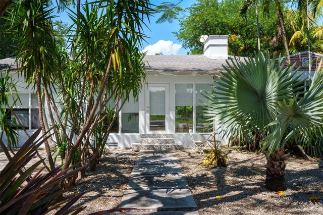 4 of 35 - 431 Ne 52nd Ter, Miami, FL