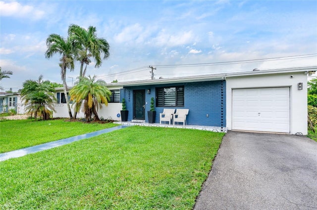 2 of 28 - 10040 Sw 212th St, Cutler Bay, FL