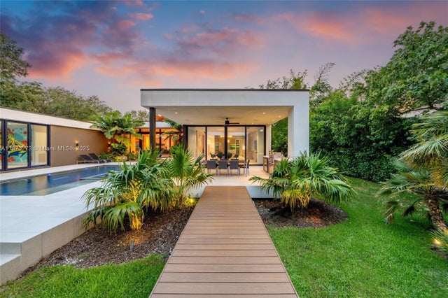 3 of 93 - 12100 Sw 79th Ave, Pinecrest, FL