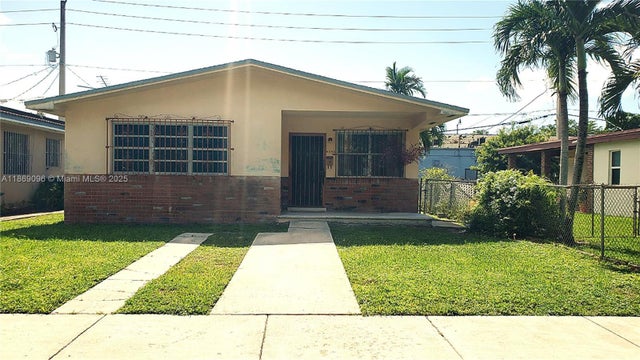 1 of 22 - 4756 Sw 7th St, Miami, FL