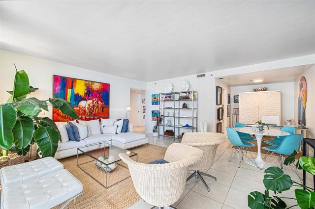 2 of 17 - 1541 Brickell Ave C-1007, Miami, FL