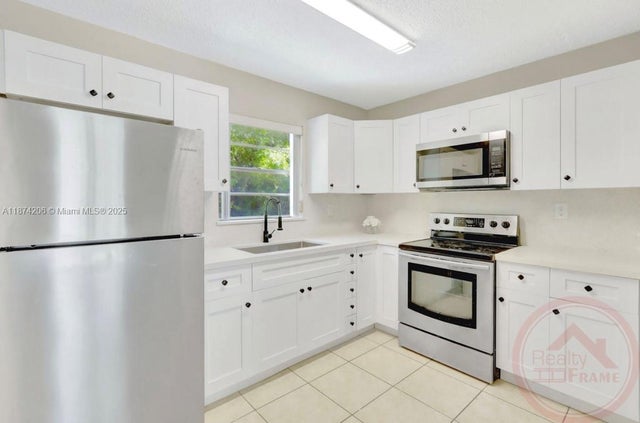 1 of 24 - 1111 Nw 19th Ave 201, Miami, FL
