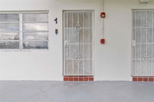 4 of 24 - 11 Ne 204th St 1, Miami Gardens, FL