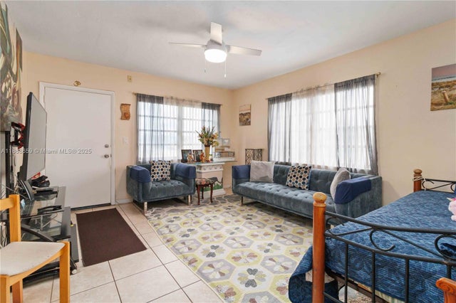 5 of 24 - 11 Ne 204th St 1, Miami Gardens, FL