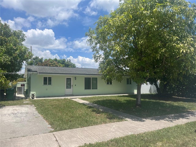 1 of 12 - 10315 Sw 152nd Ter, Miami, FL
