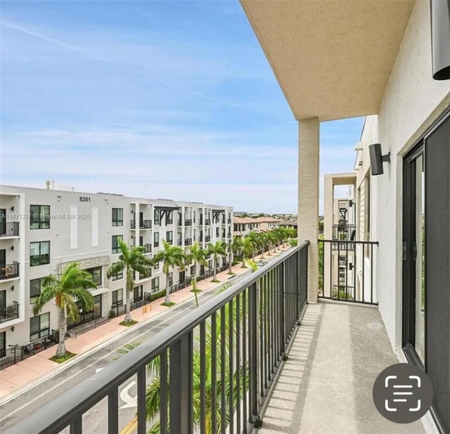 3 of 31 - 8167 Nw 41st St E-406, Doral, FL