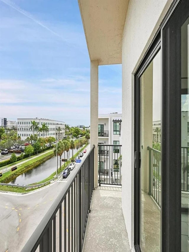 4 of 31 - 8167 Nw 41st St E-406, Doral, FL