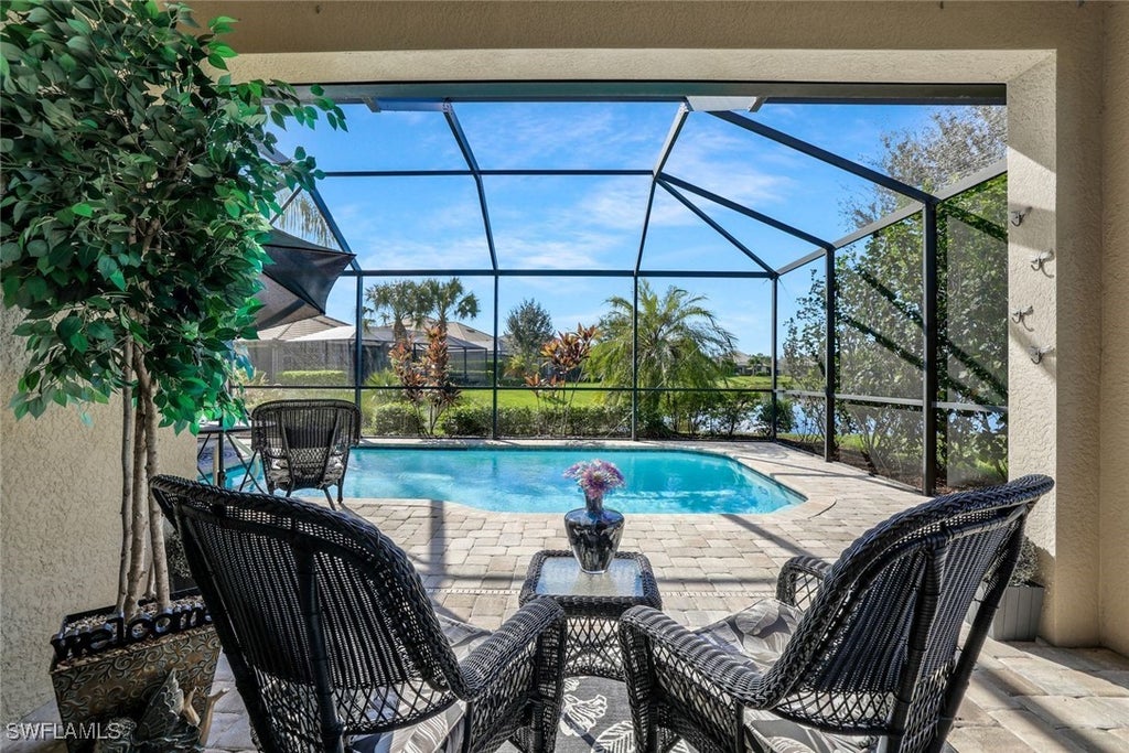 7659 Jacaranda Ln, Naples