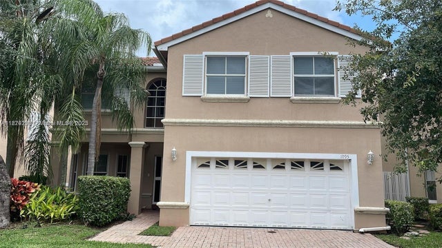 1 of 24 - 1095 Weeping Willow Way, Hollywood, FL