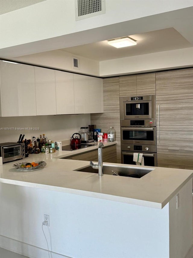 4 of 9 - 300 Sunny Isles Blvd 4-803, Sunny Isles Beach, FL