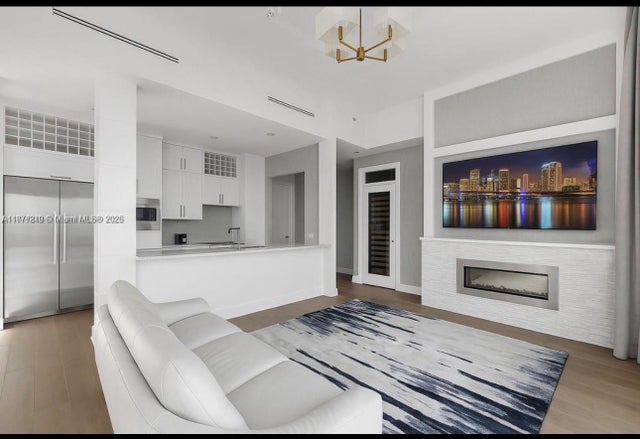 3 of 21 - 900 Brickell Key Blvd 2904, Miami, FL