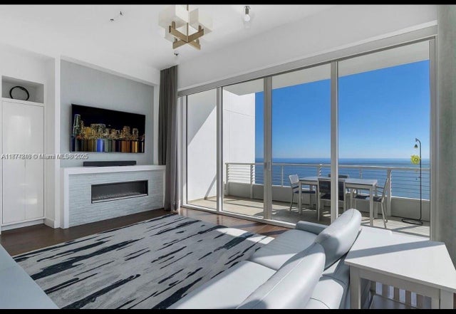 4 of 21 - 900 Brickell Key Blvd 2904, Miami, FL